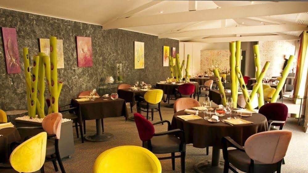 Le Carre D'Alethius Logis Hotel Restaurant Charmes-sur-Rhone 외부 사진